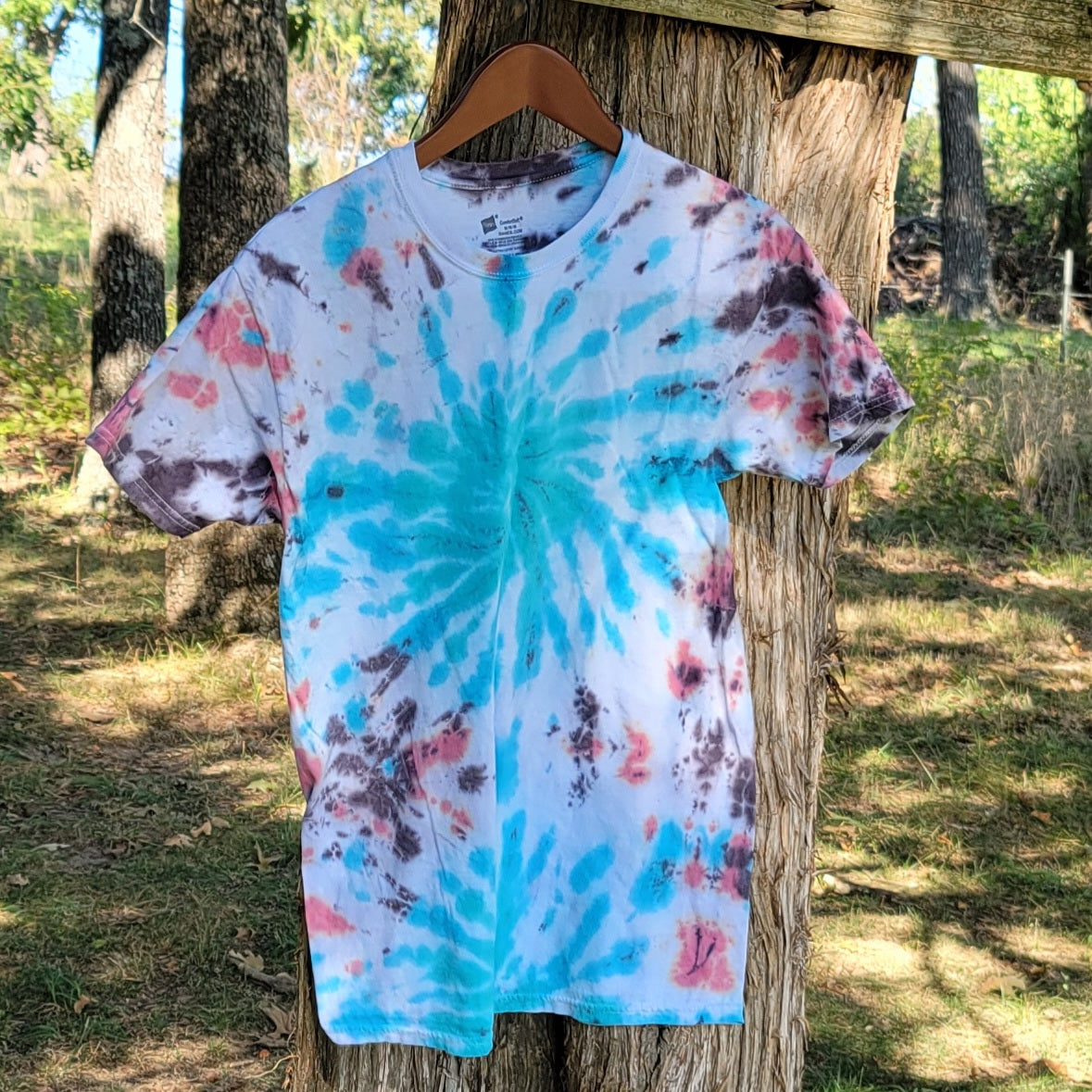 Blue Flury Tie Dye Tee Shirt - Medium - Hypno Monkey